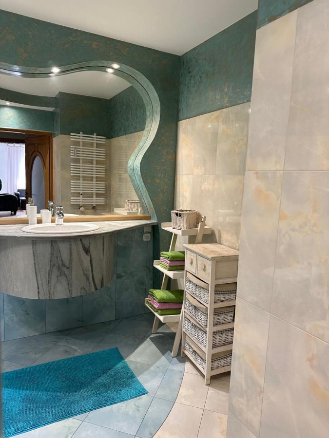 Apartament Mickiewicza 46C Appartamento Białystok Esterno foto